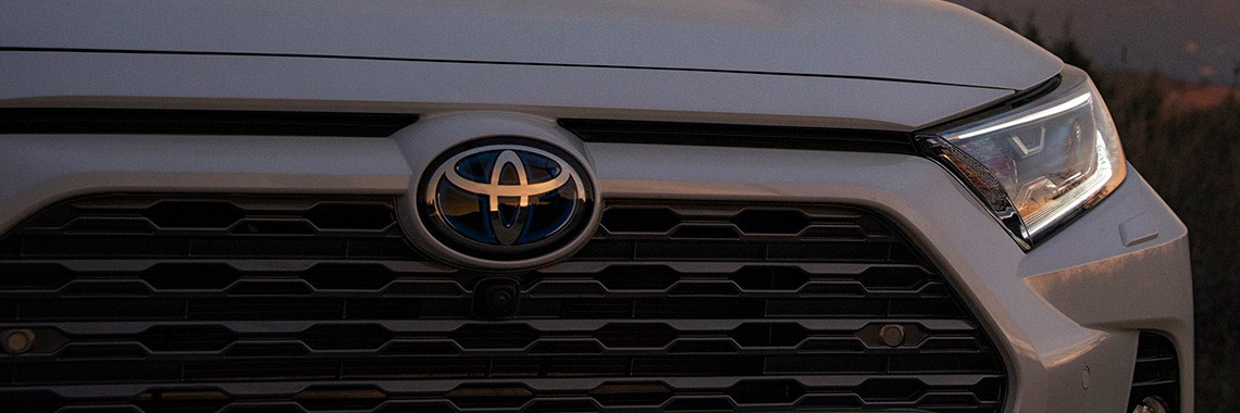 vijf-redenen-voor-schadeherstel-door-Toyota-dealer-hero-1-1140-dlrsts.jpg